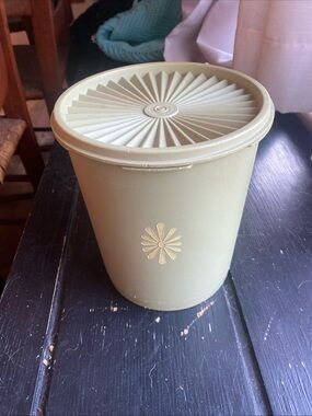 Tupperware Olive Green Storage Canister with Sunburst Lid